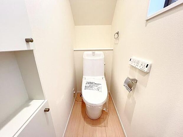 ほっと安らげるトイレ空間です。