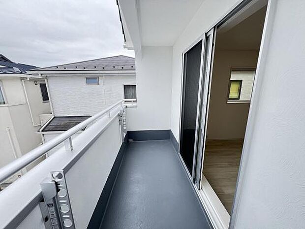 お洗濯ものを気持ち良く太陽の光で干せるのが嬉しいですね。