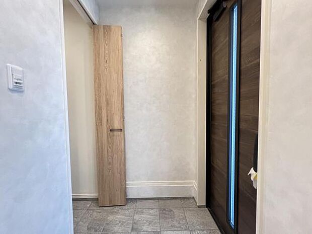 玄関がいつも片づくシューズインクローゼットがあります。