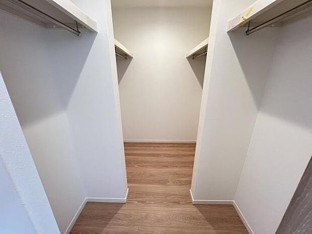 ウォークインクロゼットのある住まいで収納上手な生活を。