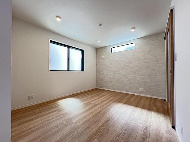 家族団らんの場所としてゆったりと居心地の良いリビングです。