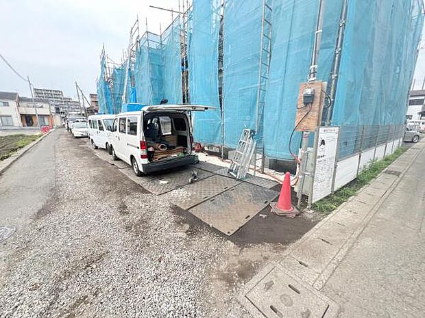 駐車場ももちろん完備しておりますのでお車所有の方にも心強いです。