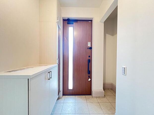 いつも気持ちよくご家族を迎えられる玄関です。