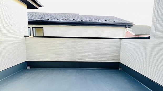 お洗濯ものを気持ち良く太陽の光で干せるのが嬉しいですね。