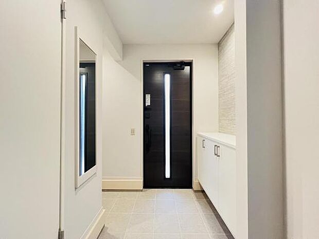 いつも気持ちよくご家族を迎えられる玄関です。