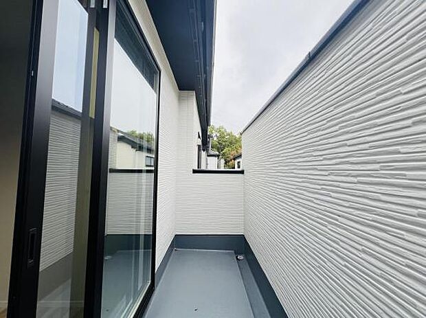 お洗濯ものを気持ち良く太陽の光で干せるのが嬉しいですね。