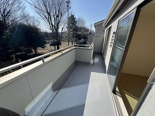 お洗濯ものを気持ち良く太陽の光で干せるのが嬉しいですね。