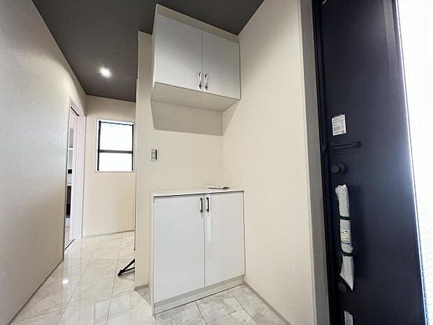 いつも気持ちよくご家族を迎えられる玄関です。