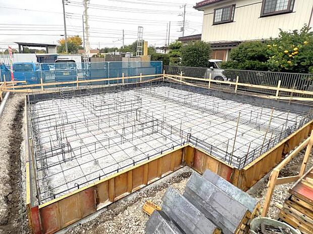 一生懸命建築中です。完成が楽しみですね。