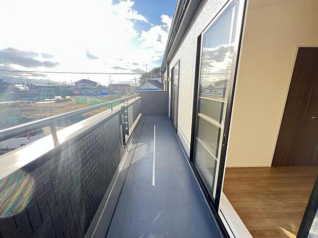 お洗濯ものを気持ち良く太陽の光で干せるのが嬉しいですね。