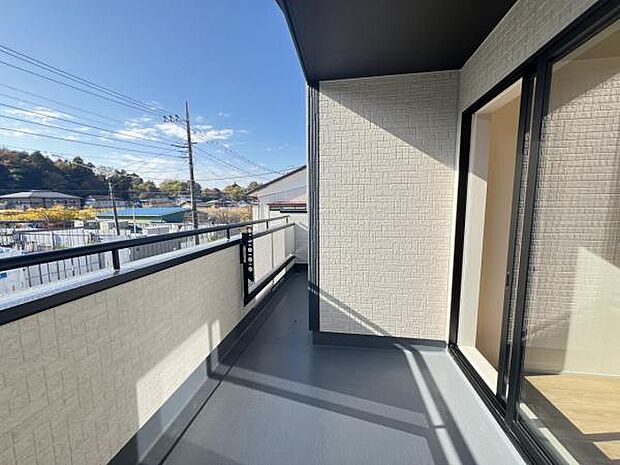 お洗濯ものを気持ち良く太陽の光で干せるのが嬉しいですね。