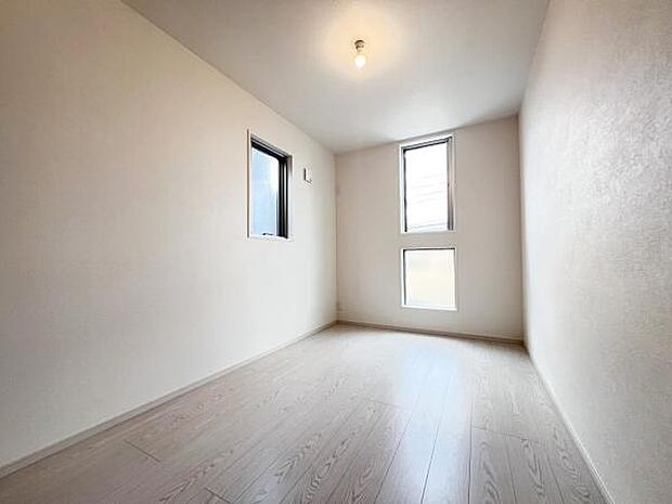 子供部屋にもちょうど良い大きさのお部屋です。