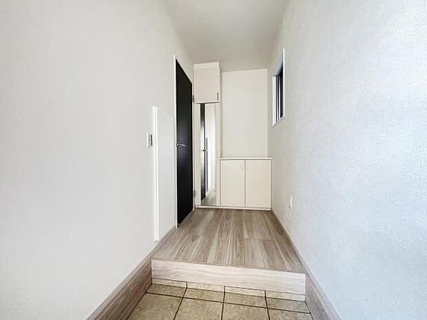 いつも気持ちよくご家族を迎えられる玄関です。