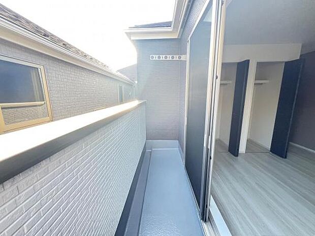 お洗濯ものを気持ち良く太陽の光で干せるのが嬉しいですね。