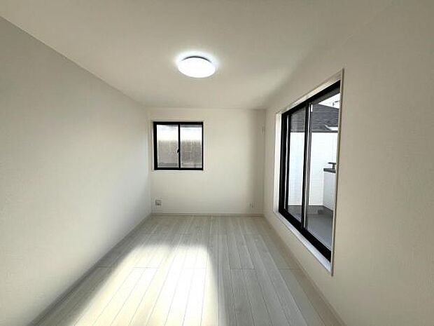 子供部屋にもちょうど良い大きさのお部屋です。