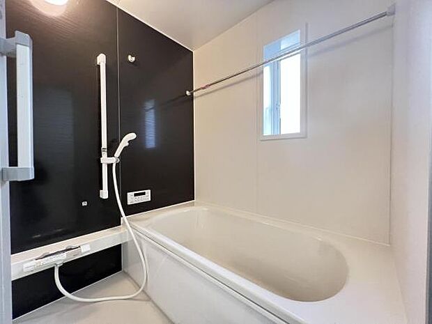 お風呂でほっとひといき。1日の疲れを癒しましょう。