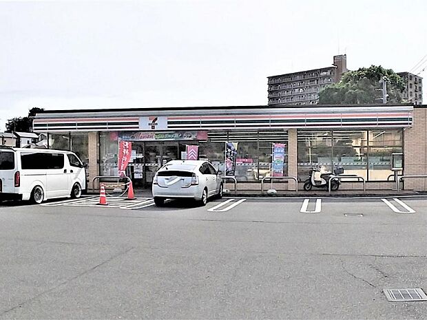 セブン-イレブン 綾瀬上土棚中1丁目店まで約460m（徒歩6分）