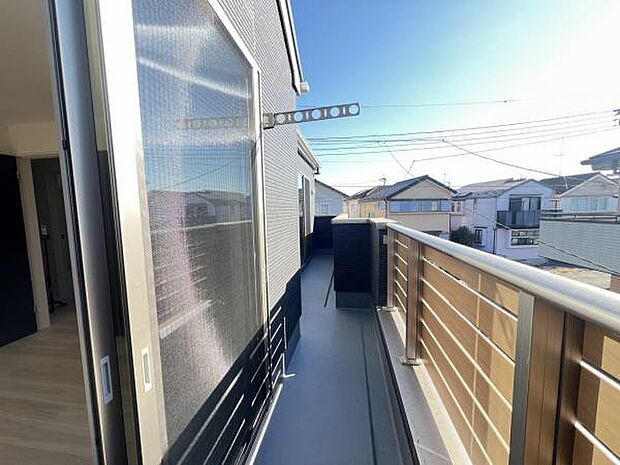 お洗濯ものを気持ち良く太陽の光で干せるのが嬉しいですね。