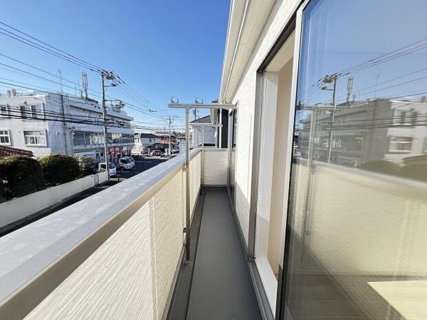 お洗濯ものを気持ち良く太陽の光で干せるのが嬉しいですね。