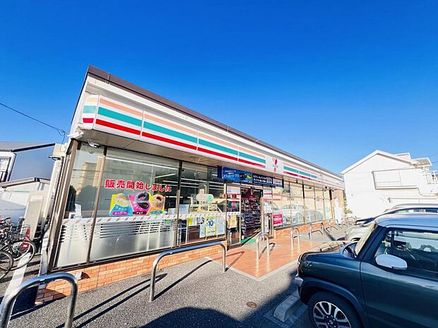 セブン-イレブン 鵠沼神明店まで約540m(徒歩7分)