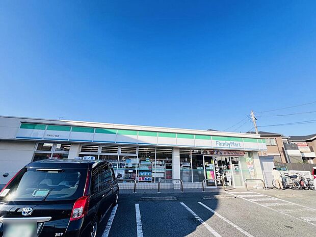 ファミリーマート 羽鳥五丁目店まで約540m（徒歩7分）