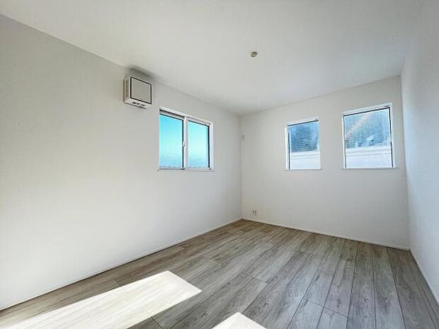 子供部屋にもちょうど良い大きさのお部屋です。