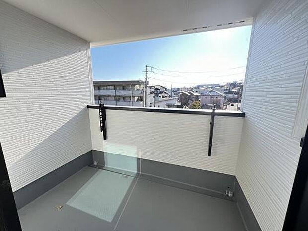 お洗濯ものを気持ち良く太陽の光で干せるのが嬉しいですね。