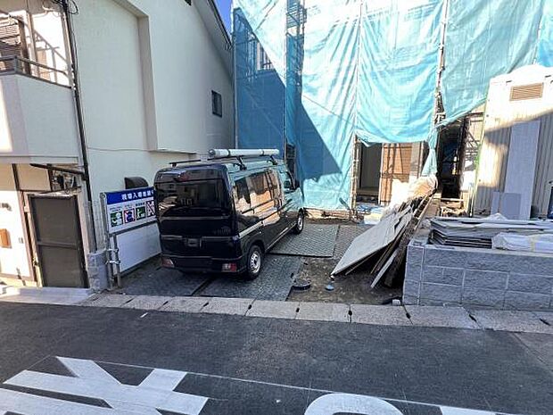 駐車場ももちろん完備しておりますのでお車所有の方にも心強いです。
