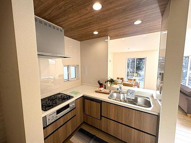 料理の時間が楽しくなるキッチンスペースです。