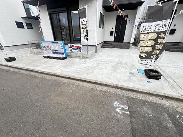 駐車場ももちろん完備しておりますのでお車所有の方にも心強いです。