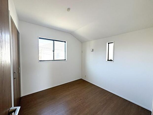 子供部屋にもちょうど良い大きさのお部屋です。