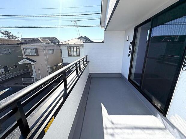 お洗濯ものを気持ち良く太陽の光で干せるのが嬉しいですね。
