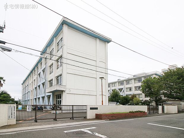 藤沢市立湘南台小学校まで約500m（徒歩7分）