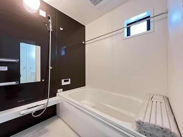 お風呂でほっとひといき。1日の疲れを癒しましょう。