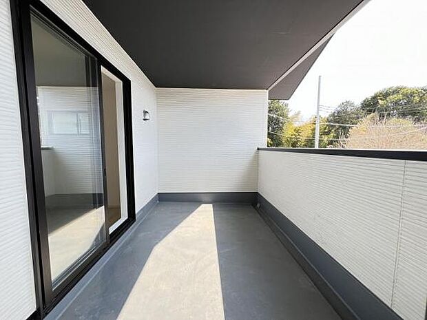 お洗濯ものを気持ち良く太陽の光で干せるのが嬉しいですね。