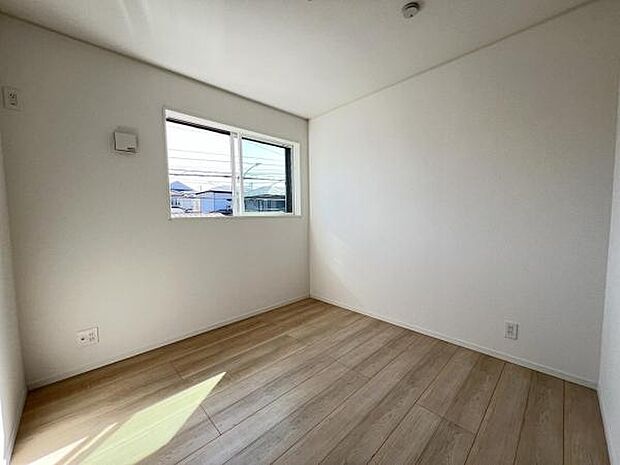 子供部屋にもちょうど良い大きさのお部屋です。