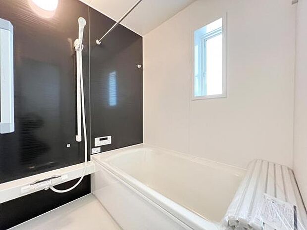 お風呂でほっとひといき。1日の疲れを癒しましょう。