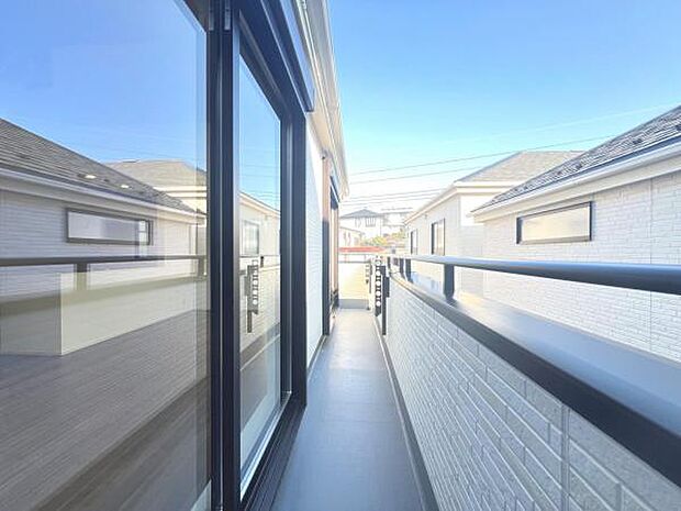 お洗濯ものを気持ち良く太陽の光で干せるのが嬉しいですね。