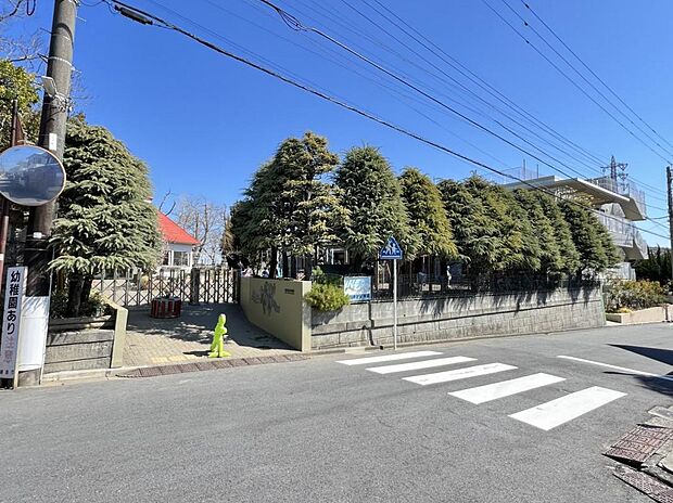 西鎌倉幼稚園・キンダークリッペ西鎌倉まで約1460m(徒歩19分)