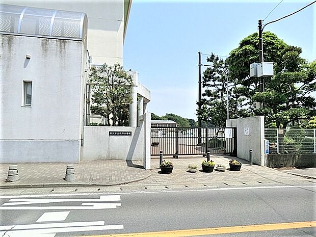 藤沢市立俣野小学校まで約600m（徒歩8分）
