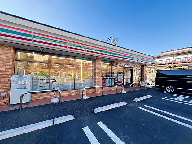 セブン-イレブン 横浜緑園1丁目店まで約1000m(徒歩13分)