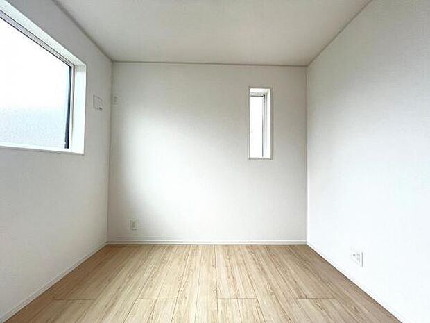 子供部屋にもちょうど良い大きさのお部屋です。