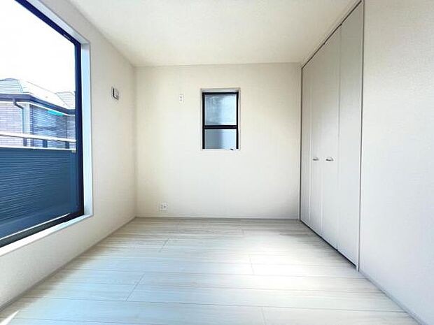 子供部屋にもちょうど良い大きさのお部屋です。