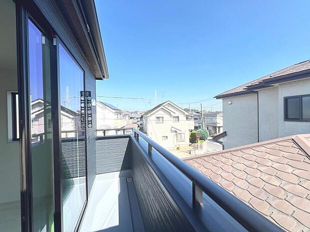 お洗濯ものを気持ち良く太陽の光で干せるのが嬉しいですね。