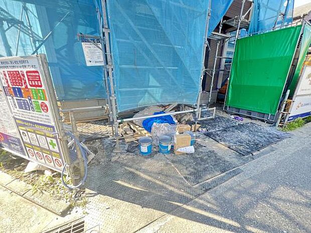 駐車場ももちろん完備しておりますのでお車所有の方にも心強いです。