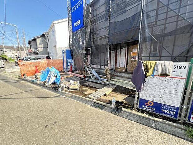 一生懸命建築中です。完成が楽しみですね。