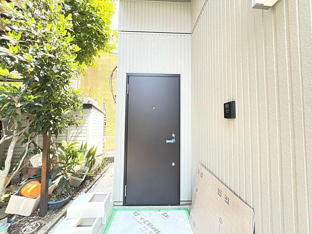 いつも気持ちよくご家族を迎えられる玄関です。