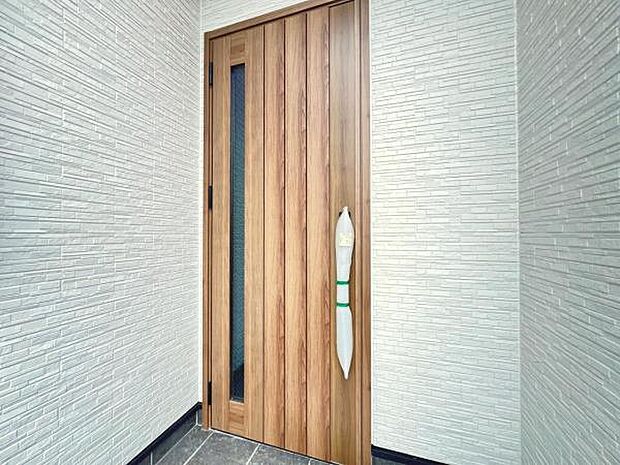 いつも気持ちよくご家族を迎えられる玄関です。