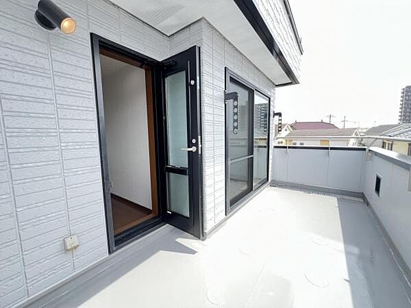 お洗濯ものを気持ち良く太陽の光で干せるのが嬉しいですね。