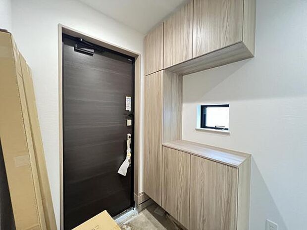 いつも気持ちよくご家族を迎えられる玄関です。